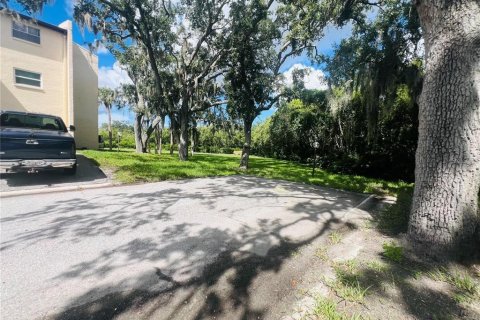 Copropriété à vendre à New Port Richey, Floride: 1 chambre, 68 m2 № 2388358 - photo 17