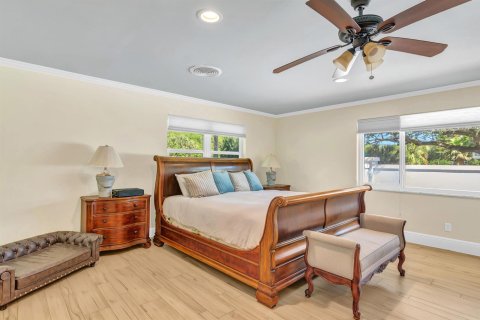 House in Vero Beach, Florida 3 bedrooms, 283.26 sq.m. № 2146921 - photo 16