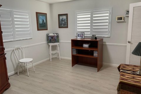 Villa ou maison à vendre à Plantation, Floride: 2 chambres, 120.31 m2 № 1975279 - photo 26