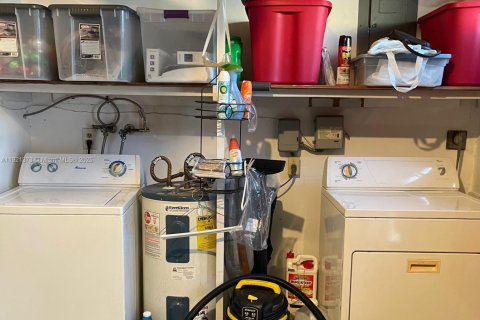 Villa ou maison à vendre à Plantation, Floride: 2 chambres, 120.31 m2 № 1975279 - photo 24