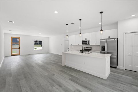 House in Citrus Springs, Florida 4 bedrooms, 164.81 sq.m. № 1795605 - photo 5