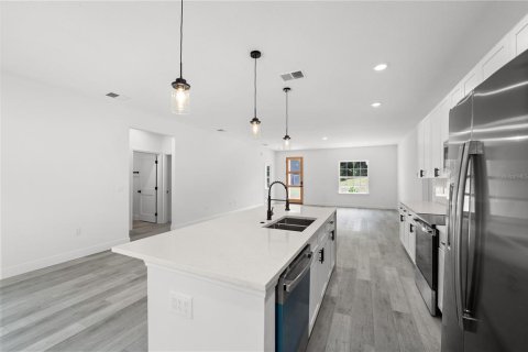 House in Citrus Springs, Florida 4 bedrooms, 164.81 sq.m. № 1795605 - photo 11
