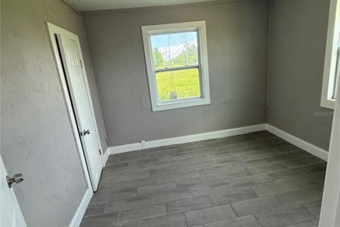 Commercial property in Avon Park, Florida 2 bedrooms, 74.32 sq.m. № 1913290 - photo 5