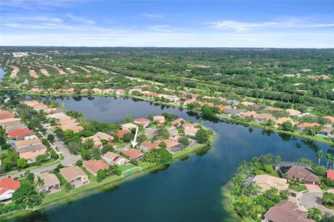 Купить виллу или дом в Пемброк-Пайнс, Флорида 6 комнат, 174.84м2, № 1926313 - фото 14