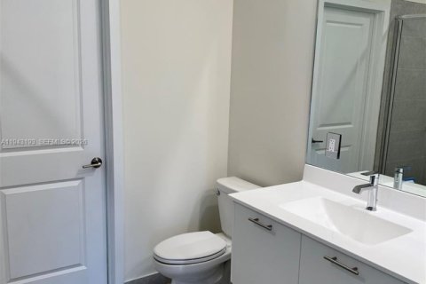 Copropriété à louer à Doral, Floride: 3 chambres № 1999516 - photo 15