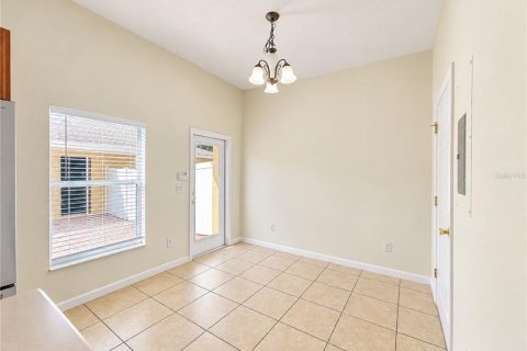 Townhouse in Orlando, Florida 3 bedrooms, 155.33 sq.m. № 2379345 - photo 9