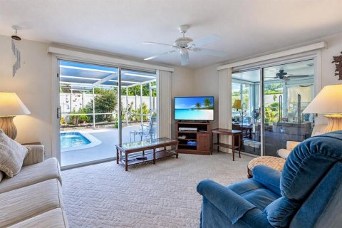 Villa ou maison à vendre à Port Richey, Floride: 2 chambres, 126.53 m2 № 2413610 - photo 12