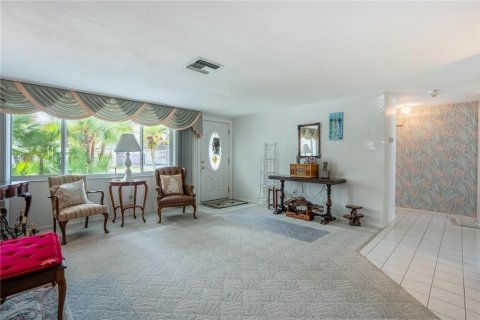 Villa ou maison à vendre à Port Richey, Floride: 2 chambres, 126.53 m2 № 2413610 - photo 6