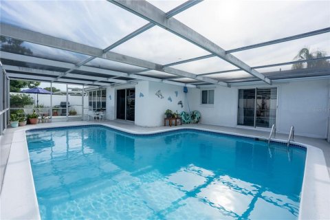 Villa ou maison à vendre à Port Richey, Floride: 2 chambres, 126.53 m2 № 2413610 - photo 2