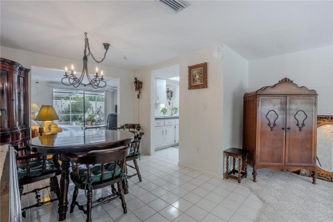 Villa ou maison à vendre à Port Richey, Floride: 2 chambres, 126.53 m2 № 2413610 - photo 5