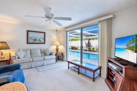 Villa ou maison à vendre à Port Richey, Floride: 2 chambres, 126.53 m2 № 2413610 - photo 9