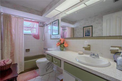 Villa ou maison à vendre à Port Richey, Floride: 2 chambres, 126.53 m2 № 2413610 - photo 17