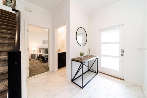 Townhouse in Davenport, Florida 4 bedrooms, 177.81 sq.m. № 1913351 - photo 24