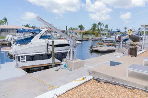 Villa ou maison à vendre à New Port Richey, Floride: 2 chambres, 100.33 m2 № 2356395 - photo 6