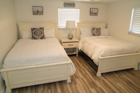 Villa ou maison à vendre à New Port Richey, Floride: 2 chambres, 100.33 m2 № 2356395 - photo 19