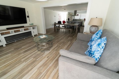 Villa ou maison à vendre à New Port Richey, Floride: 2 chambres, 100.33 m2 № 2356395 - photo 16