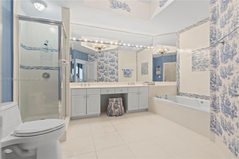 Купить кондоминиум в Авентура, Флорида 2 спальни, 147.71м2, № 1896759 - фото 16
