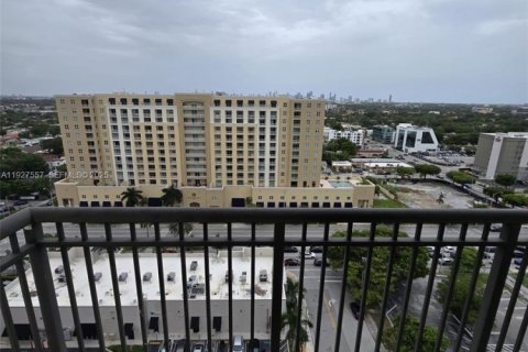Снять в аренду кондоминиум в Майами, Флорида 2 спальни, 93.37м2, № 1987899 - фото 22