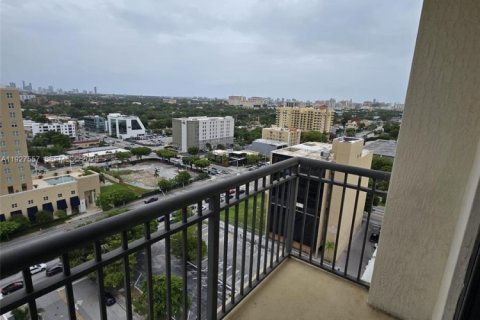 Снять в аренду кондоминиум в Майами, Флорида 2 спальни, 93.37м2, № 1987899 - фото 21