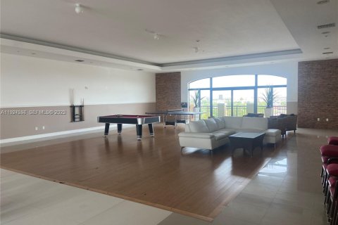 Снять в аренду кондоминиум в Майами, Флорида 2 спальни, 93.37м2, № 1987899 - фото 4