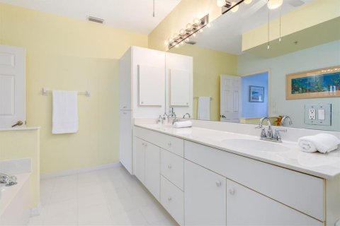 Copropriété à vendre à Punta Gorda, Floride: 3 chambres, 187.48 m2 № 2201293 - photo 25