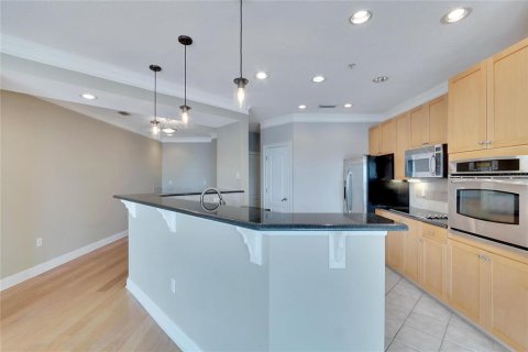 Touwnhouse à vendre à Apollo Beach, Floride: 3 chambres, 231.14 m2 № 1648268 - photo 14