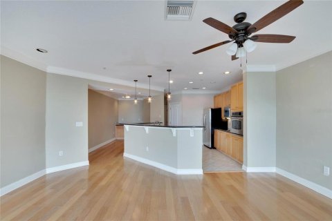 Touwnhouse à vendre à Apollo Beach, Floride: 3 chambres, 231.14 m2 № 1648268 - photo 12