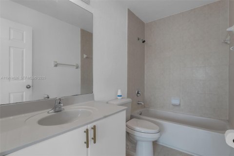 Купить таунхаус в Хомстед, Флорида 3 спальни, 132.2м2, № 2030212 - фото 25