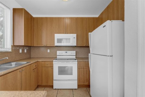 Купить таунхаус в Хомстед, Флорида 3 спальни, 132.2м2, № 2030212 - фото 13