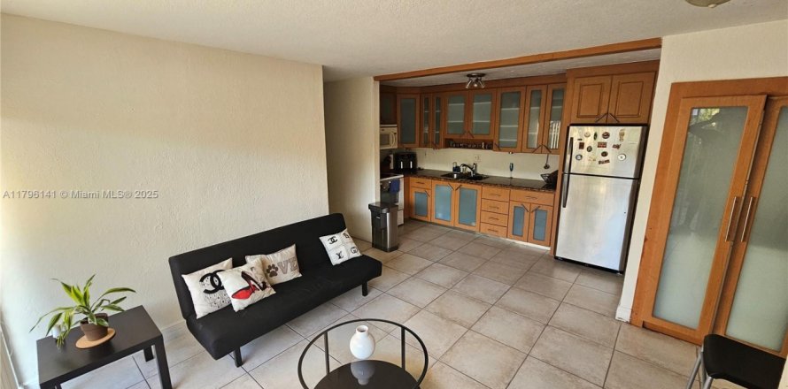 Condo à Doral, Floride, 2 chambres № 1707866