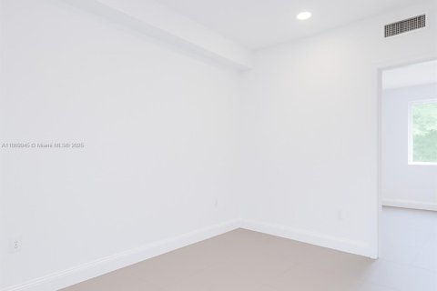 Apartment in Miami, Florida 2 bedrooms, 83.61 sq.m. № 1926526 - photo 8