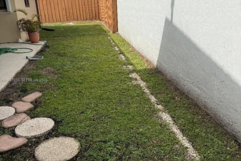 Купить виллу или дом в Катлер-Бей, Флорида 3 спальни, 134.62м2, № 2004163 - фото 7