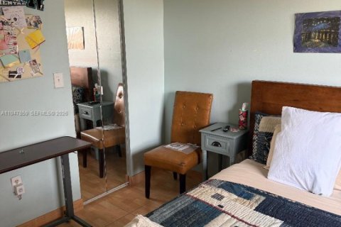 Купить виллу или дом в Катлер-Бей, Флорида 3 спальни, 134.62м2, № 2004163 - фото 22