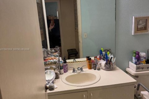 Купить виллу или дом в Катлер-Бей, Флорида 3 спальни, 134.62м2, № 2004163 - фото 14