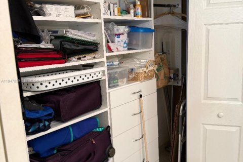 Купить виллу или дом в Катлер-Бей, Флорида 3 спальни, 134.62м2, № 2004163 - фото 19