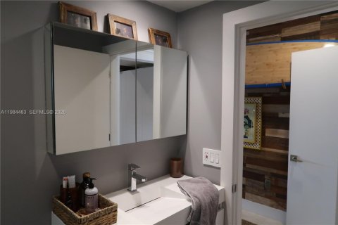 Condominio en alquiler en Miami Beach, Florida, 1 dormitorio, 60.39 m2 № 2047120 - foto 10