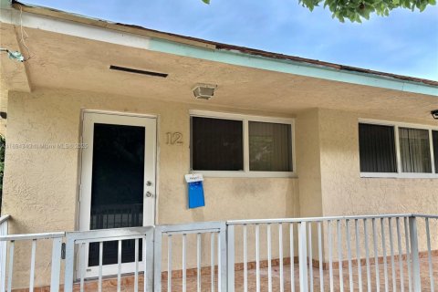 House in Key Largo, Florida 3 bedrooms, 146.23 sq.m. № 1949888 - photo 2