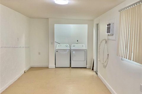 House in Key Largo, Florida 3 bedrooms, 146.23 sq.m. № 1949888 - photo 21