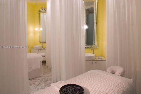 Condominio en venta en Miami, Florida, 2 dormitorios, 125.14 m2 № 1889680 - foto 19