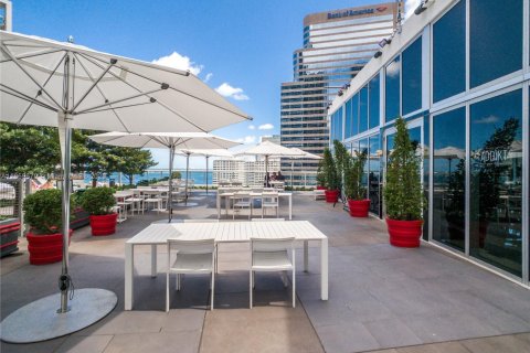 Condominio en venta en Miami, Florida, 2 dormitorios, 125.14 m2 № 1889680 - foto 10