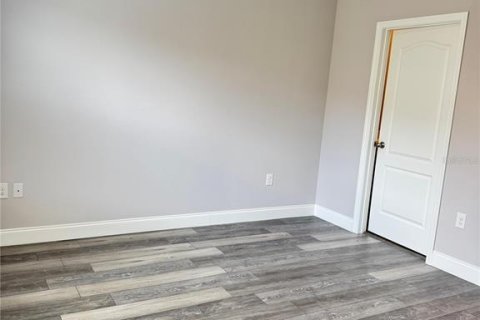 Casa en alquiler en Winter Haven, Florida, 3 dormitorios, 132.48 m2 № 1733405 - foto 12