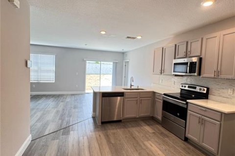 Casa en alquiler en Winter Haven, Florida, 3 dormitorios, 132.48 m2 № 1733405 - foto 5