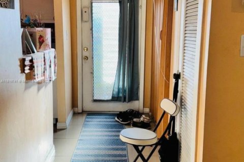 Copropriété à vendre à Sunrise, Floride: 2 chambres, 78.97 m2 № 1934702 - photo 10