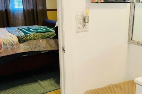 Copropriété à vendre à Sunrise, Floride: 2 chambres, 78.97 m2 № 1934702 - photo 11