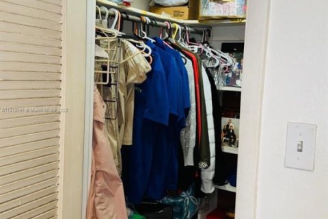 Copropriété à vendre à Sunrise, Floride: 2 chambres, 78.97 m2 № 1934702 - photo 5