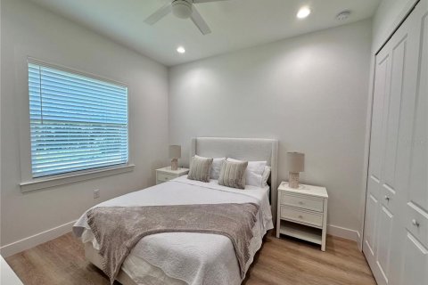 House in North Port, Florida 3 bedrooms, 169.64 sq.m. № 2110929 - photo 22