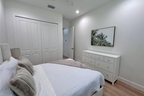 House in North Port, Florida 3 bedrooms, 169.64 sq.m. № 2110929 - photo 23