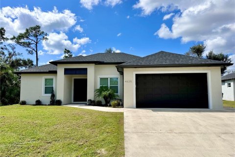 Casa en North Port, Florida 3 dormitorios, 169.64 m2 № 2110929
