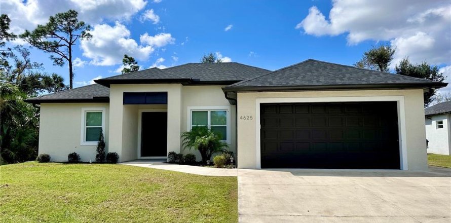 House in North Port, Florida 3 bedrooms, 169.64 sq.m. № 2110929