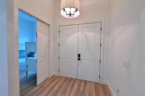 House in North Port, Florida 3 bedrooms, 169.64 sq.m. № 2110929 - photo 20